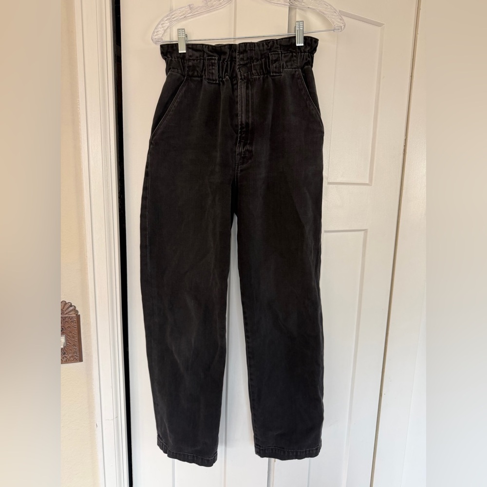 MOTHER Black Paperbag Waist Tapered Pants, 28